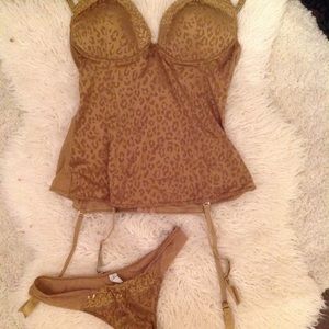 Golden Leopard Lingerie Set